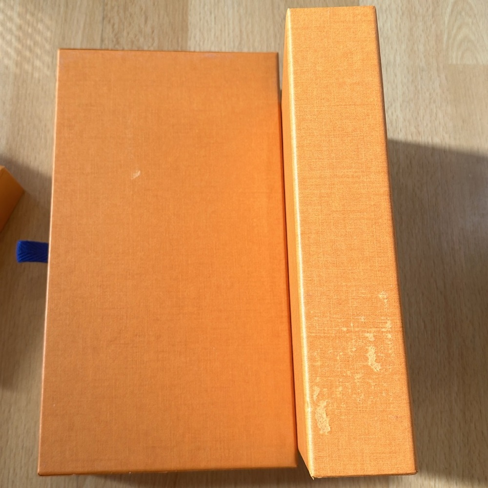 Louis Vuitton stacking boxes - Picture 10 of 16